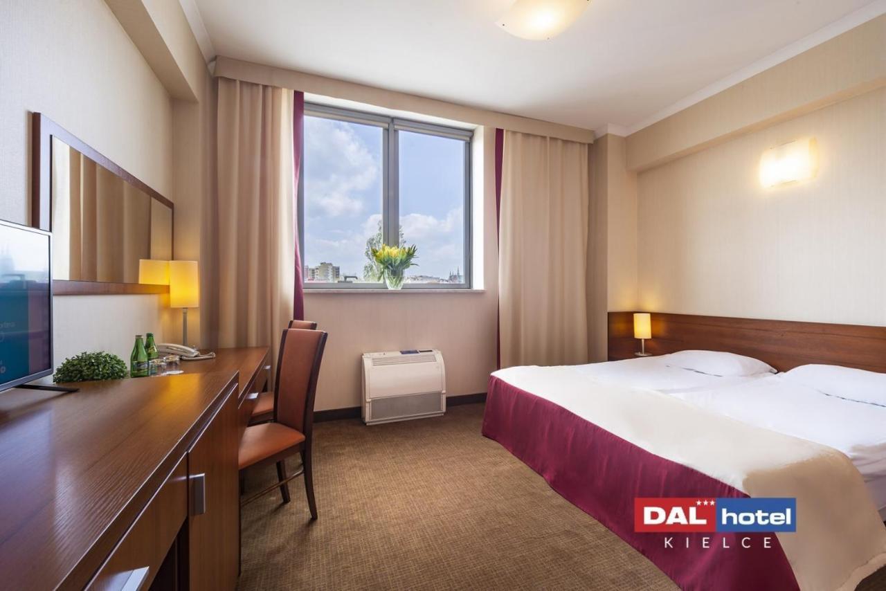 Hotel Dal Kielce Eksteriør bilde