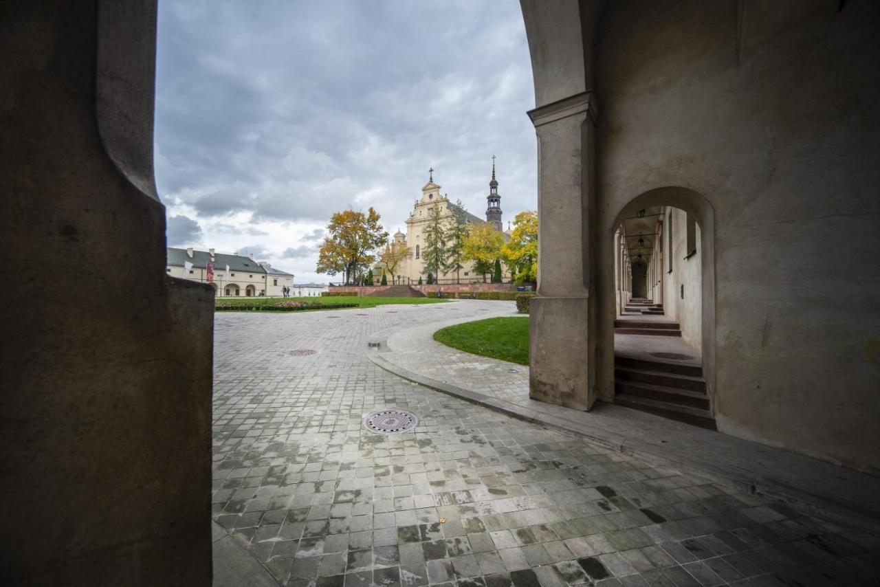 Hotel Dal Kielce Eksteriør bilde