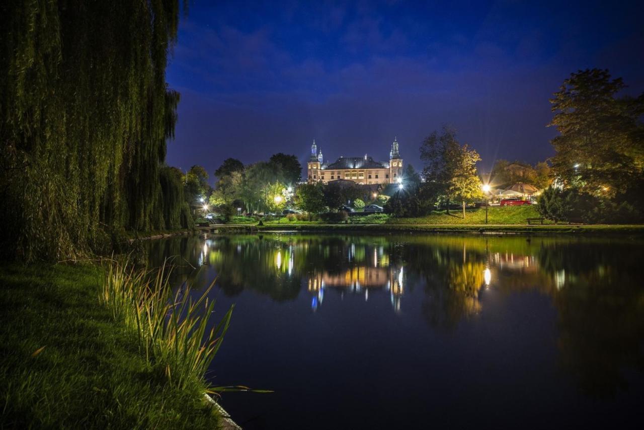 Hotel Dal Kielce Eksteriør bilde