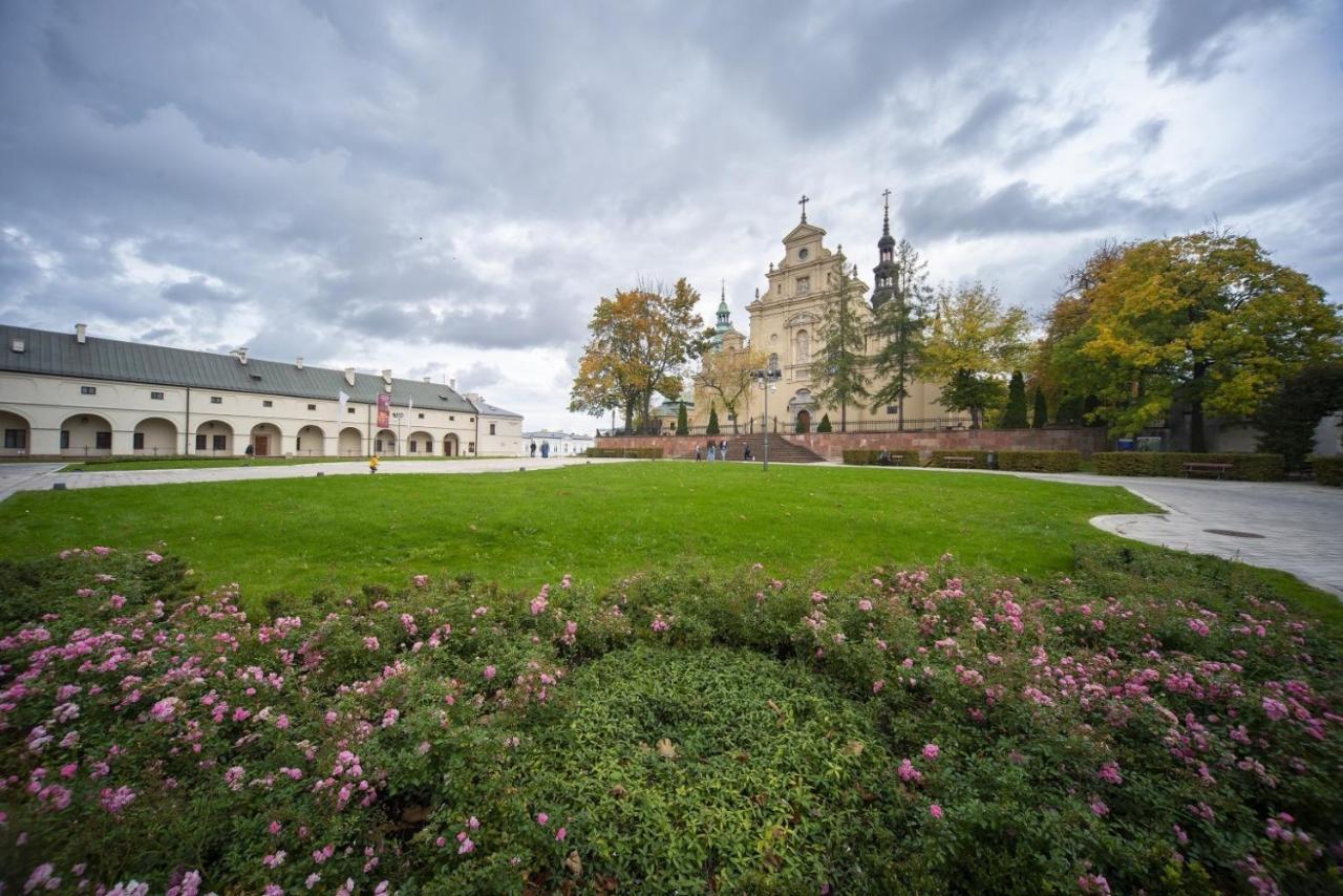 Hotel Dal Kielce Eksteriør bilde