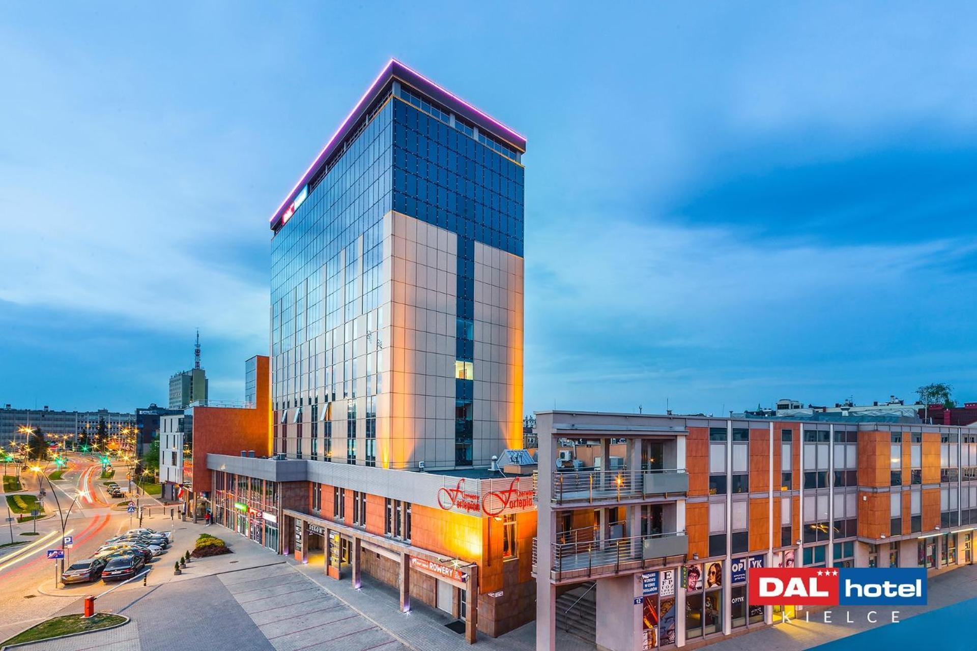 Hotel Dal Kielce Eksteriør bilde