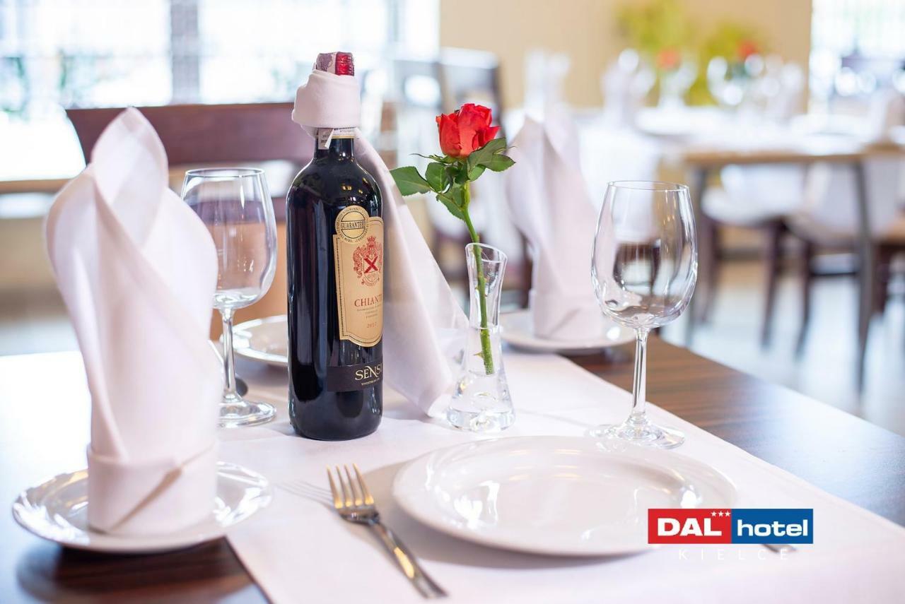Hotel Dal Kielce Eksteriør bilde