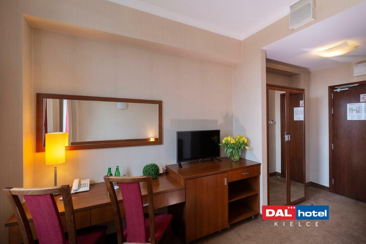 Hotel Dal Kielce Eksteriør bilde