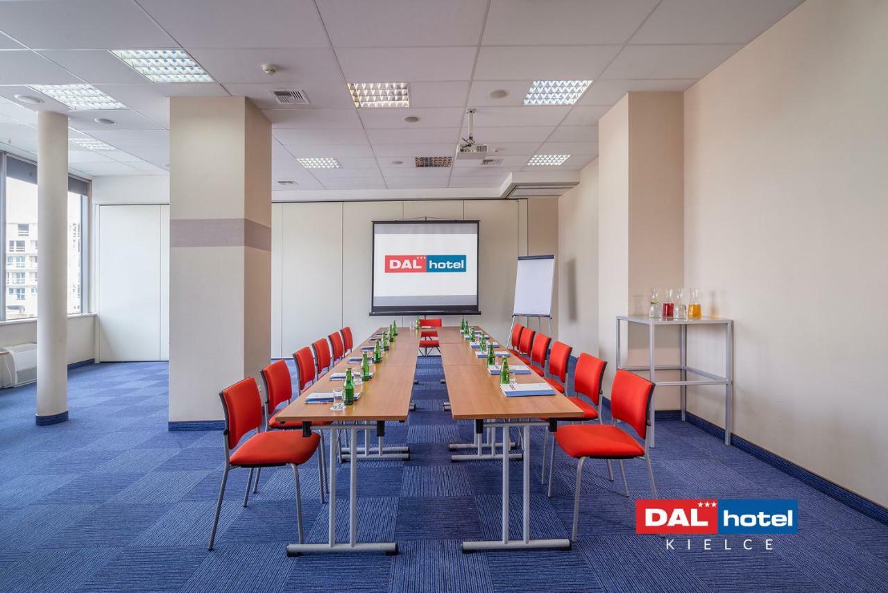 Hotel Dal Kielce Eksteriør bilde